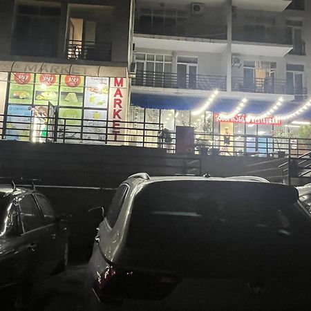 Blue Apartment โกนิโอ ภายนอก รูปภาพ