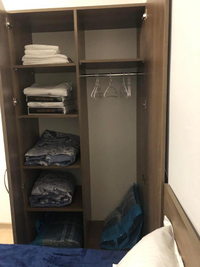 Blue Apartment โกนิโอ ภายนอก รูปภาพ