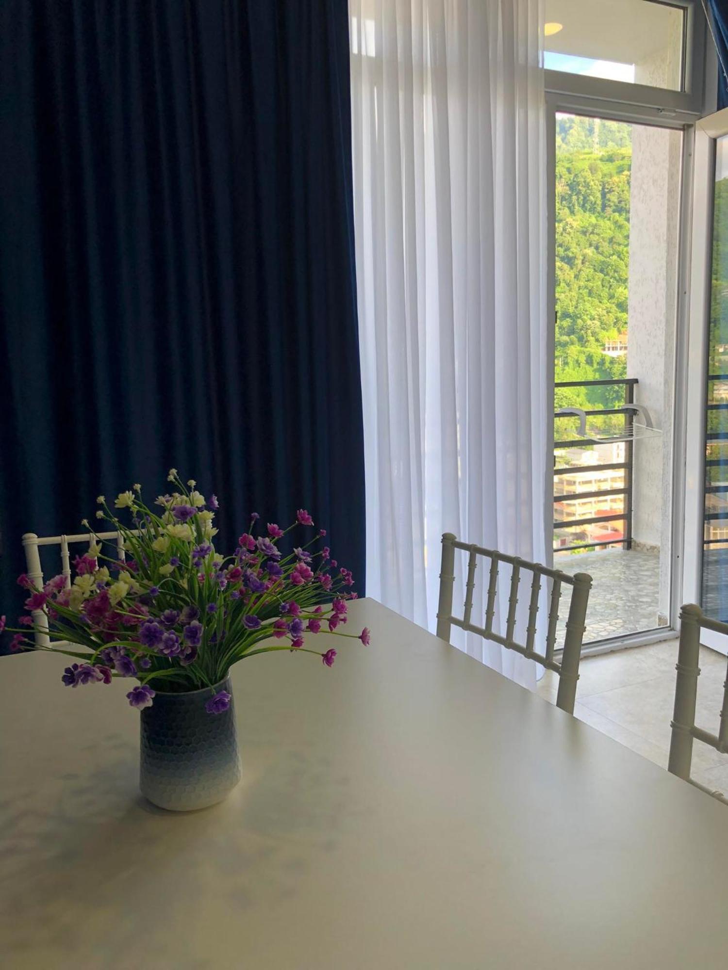 Blue Apartment โกนิโอ ภายนอก รูปภาพ